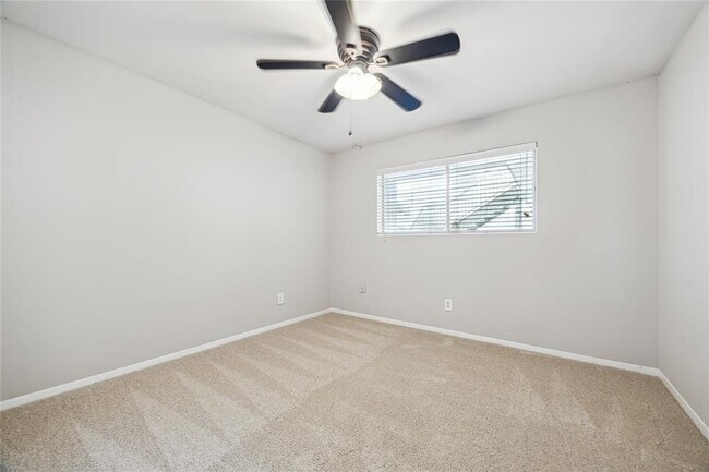 Building Photo - 3414 Garrott St