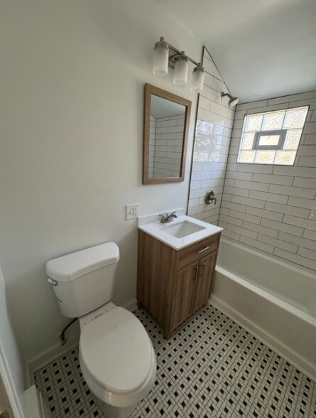 Building Photo - 4508 S Burrell St