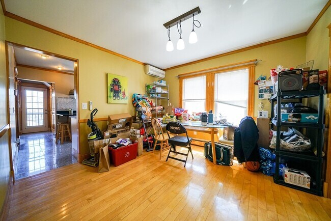 Building Photo - 59 2nd St