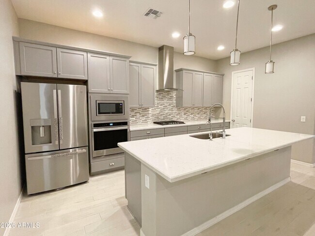 Building Photo - 13682 N 144th Ln