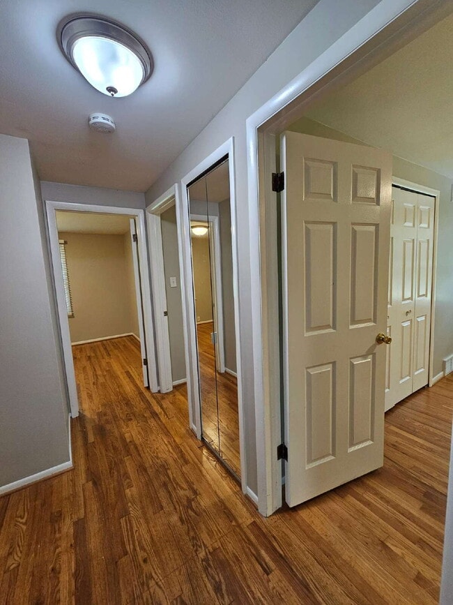 Building Photo - Private 4 Bedroom Home on 0.75 Acres with Great Room Fireplace, Wet Bar & 3-Season Room, 2 Car At...