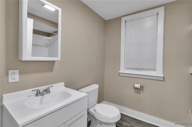 Building Photo - 114 Sawyer Ave