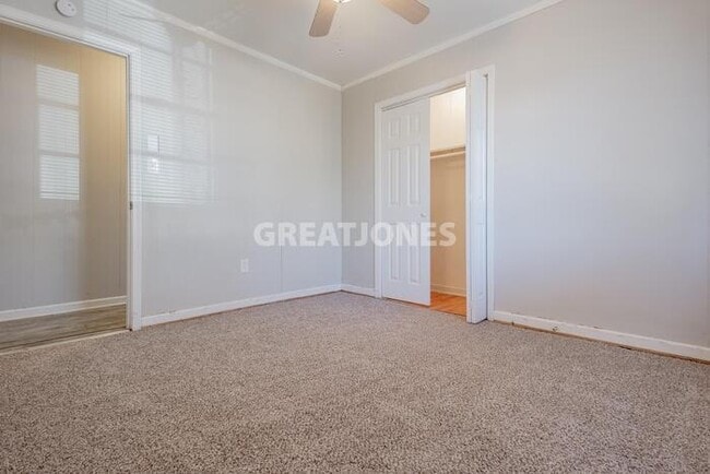 Building Photo - 12 Glendale St