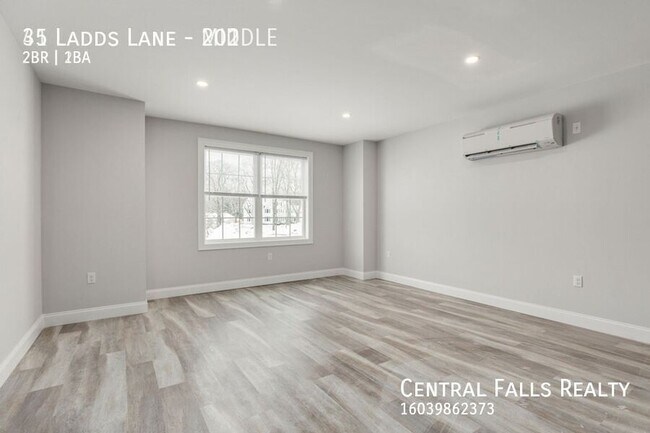 Building Photo - 35 Ladds Ln