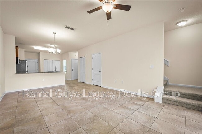 Building Photo - 51 Englewood Tr