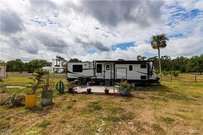 Primary Photo - 17861 Palm Creek Dr