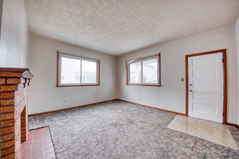 Building Photo - 3810 Clark St