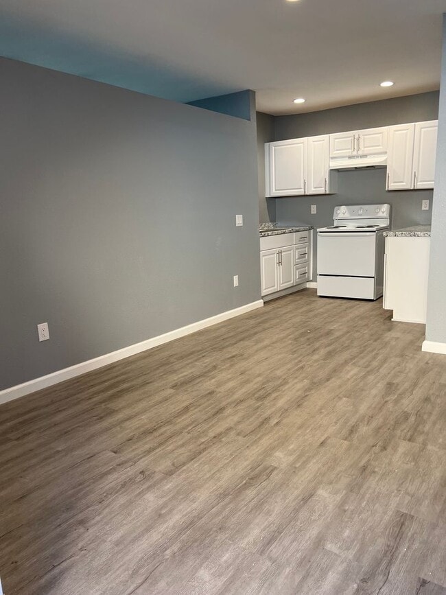 Building Photo - Modern Studio Adjacent to the Main House for Rent in Heber, Ca