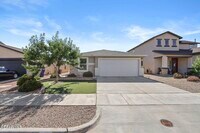 Building Photo - 3917 Desert Dunes Dr
