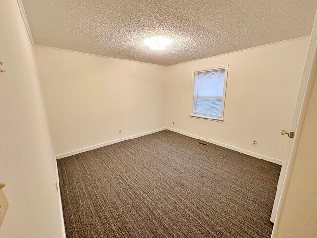 Building Photo - Renovated Rancher with 3 Bedrooms & 2 Baths!