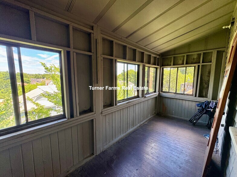 Building Photo - 258 Boston Ave