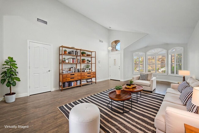 Building Photo - 4309 E Abraham Ln