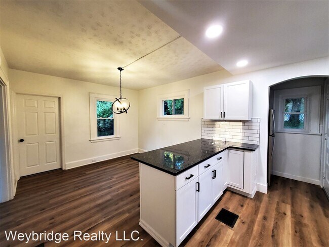 Building Photo - 3 br, 1 bath House - 3466 Wabash Ave