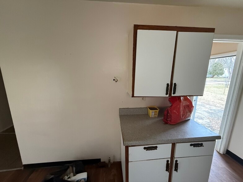 Building Photo - 6113 Natchez Dr