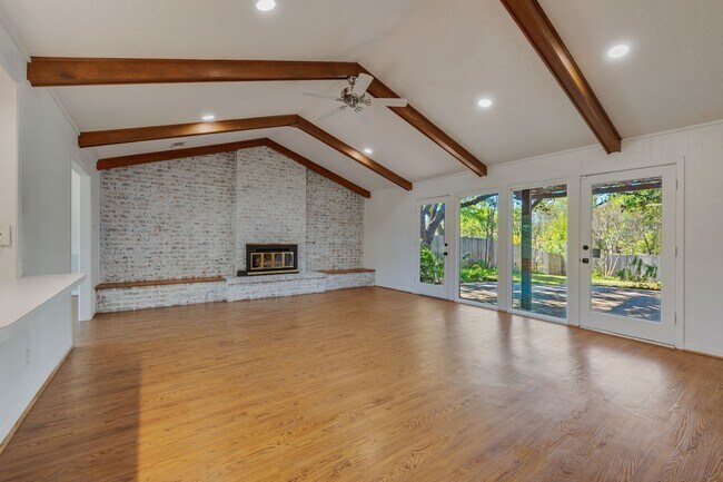 Building Photo - 3802 Sunnybrook Ln