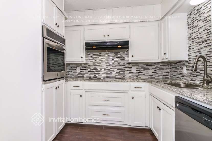 Building Photo - 713 Ridgewood Cir