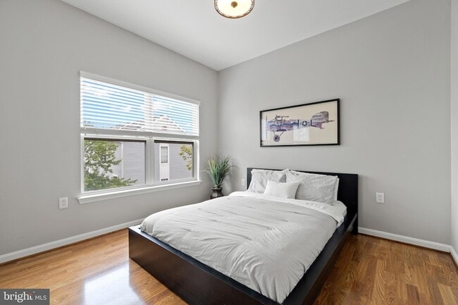 Building Photo - 21796 Kelsey Square