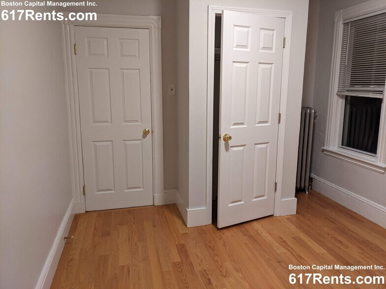 Building Photo - 25 Moreland St