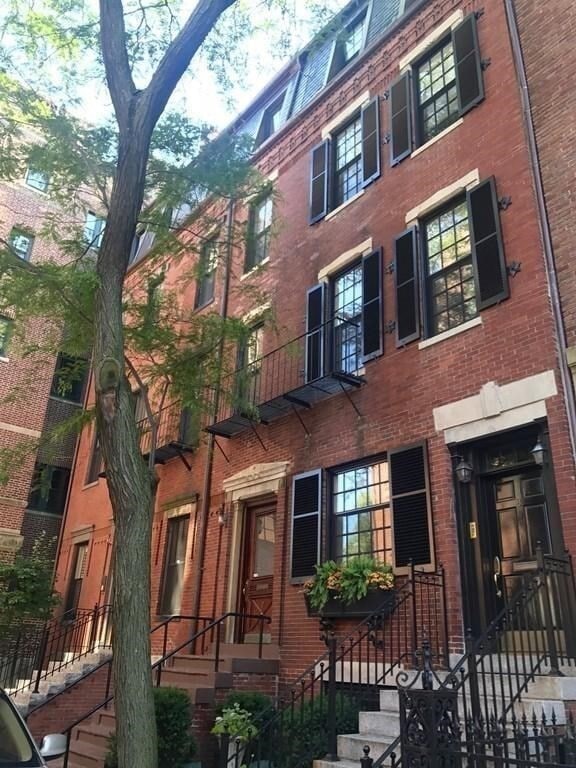 Building Photo - 7 Otis Pl