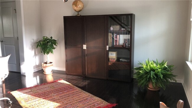 Building Photo - 112 Hamilton Dr