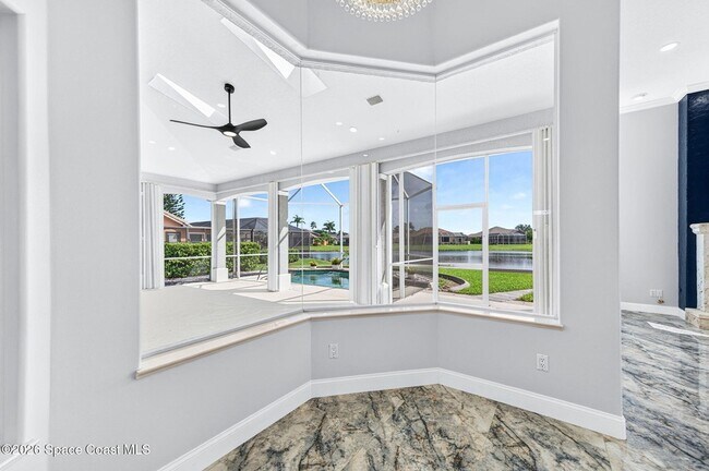 Building Photo - 975 Wildwood Dr
