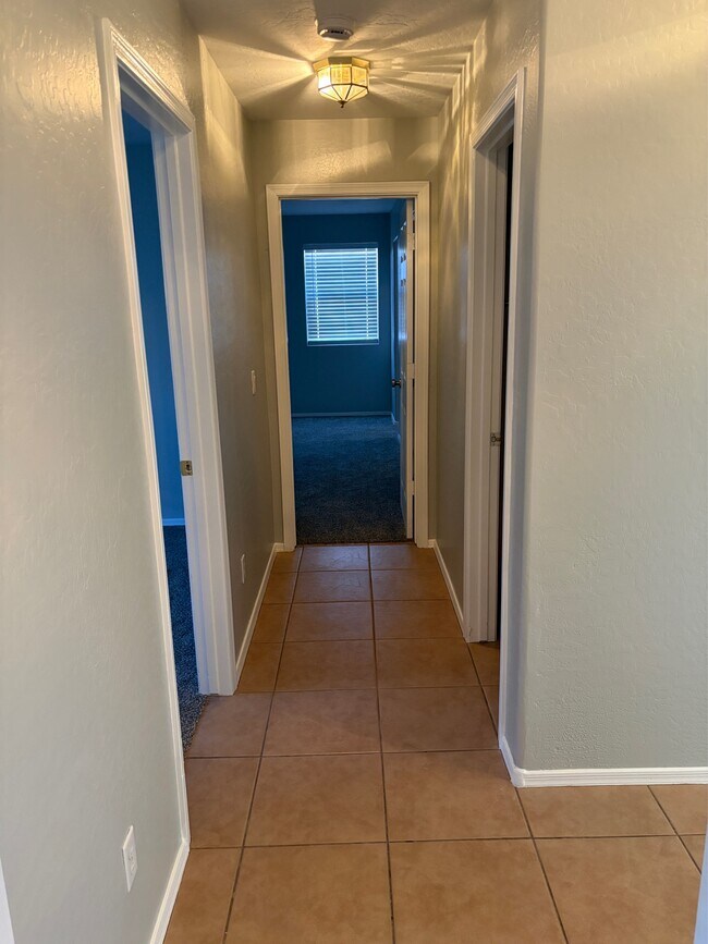 Building Photo - 2300 E 37th Ave