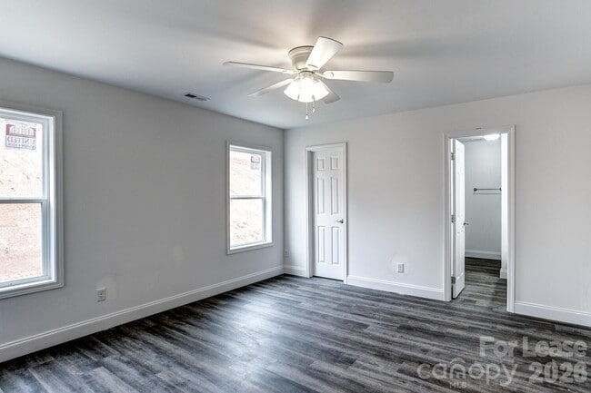 Building Photo - 261 Quinn Hill Ln