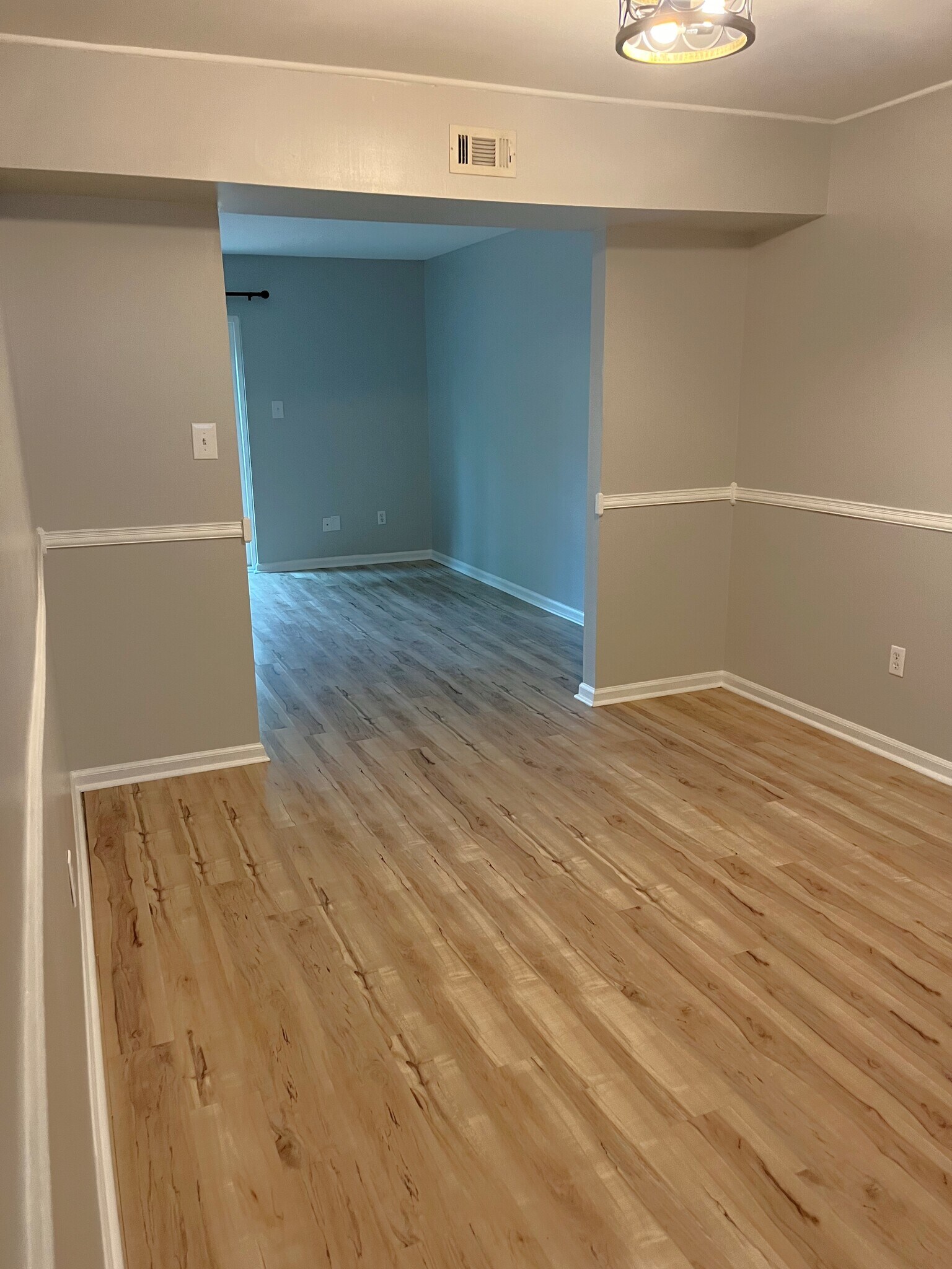 Dining Room - 1035 Willow Green Dr