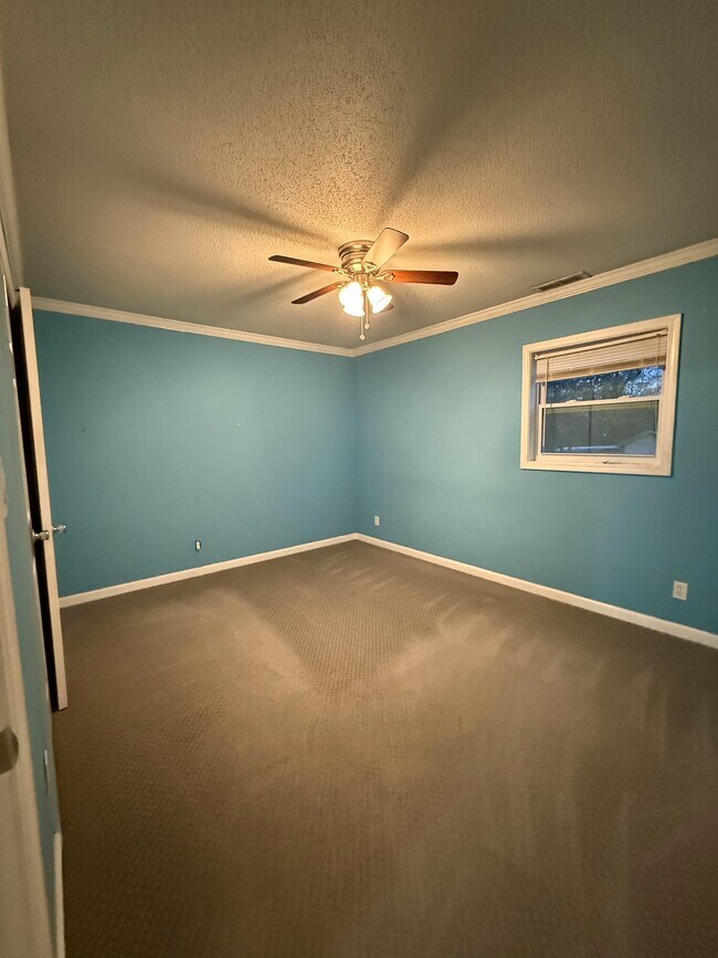 Building Photo - 2366 N Walston Bridge Rd