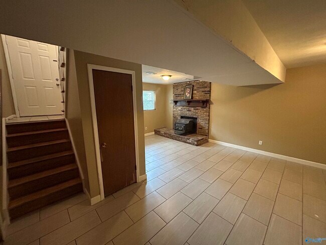 Building Photo - 3616 Judd Ave NW
