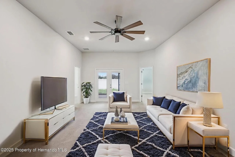 Building Photo - 12518 Pine Bluff St