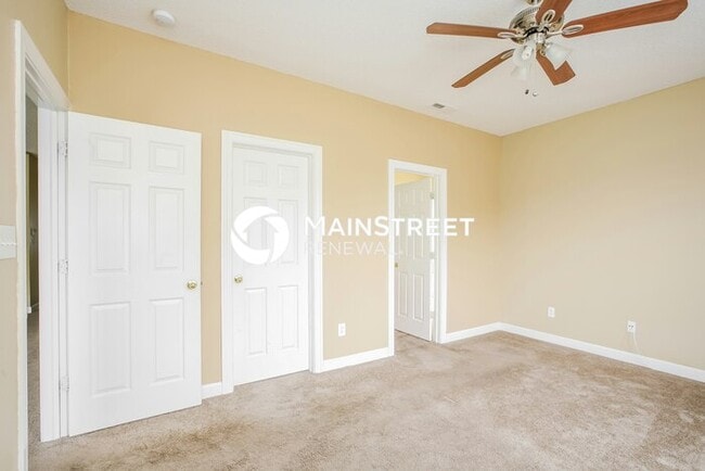 Building Photo - 3 Bedroom Pet-Friendly Home in Indianapoli...
