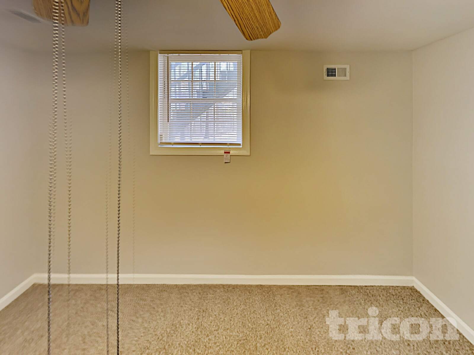 Building Photo - 199 Spring Dr