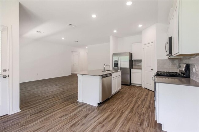 Building Photo - 10724 Steinbeck Dr