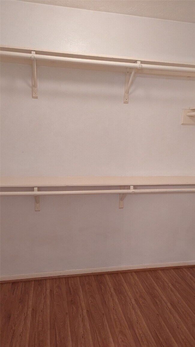 Building Photo - 18319 N Willow Bluff Rd