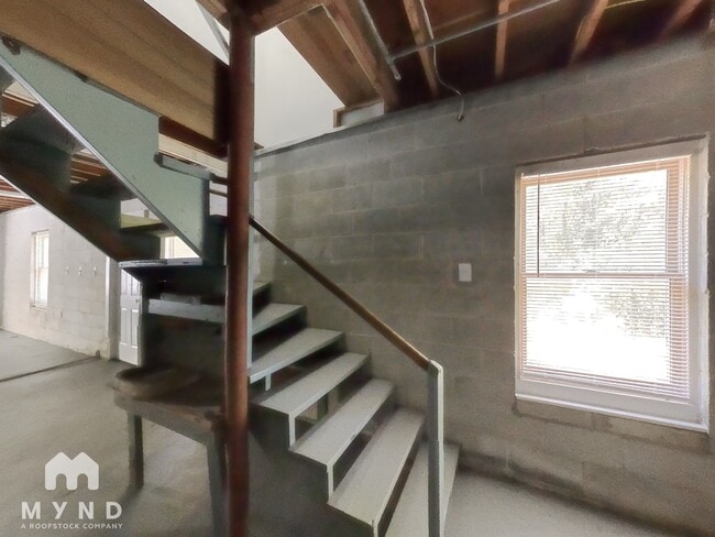 Building Photo - 3945 Camellia Trail