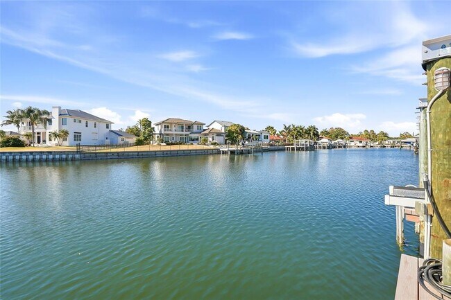 Building Photo - 3918 Americana Dr