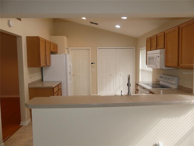 Building Photo - 5539 San Gabriel Way