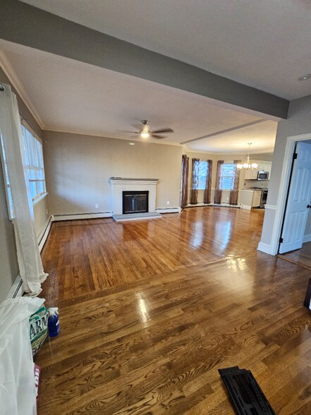 Building Photo - 50 Yeomans Ave