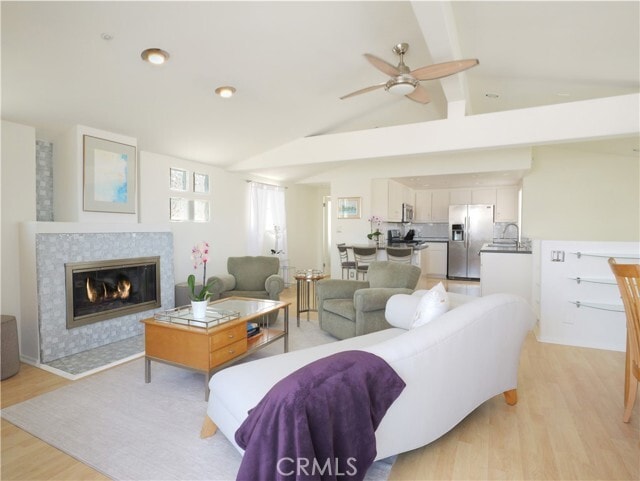 Building Photo - 440 Marine Pl