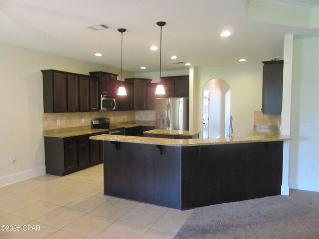 Building Photo - 114 Lake Merial Shores Dr