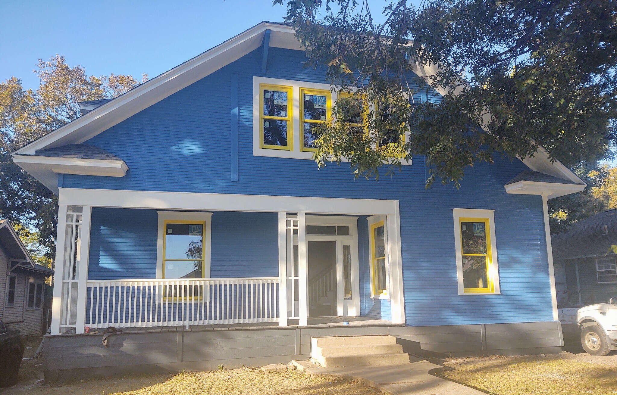 Building Photo - 1013 S Glasgow Dr