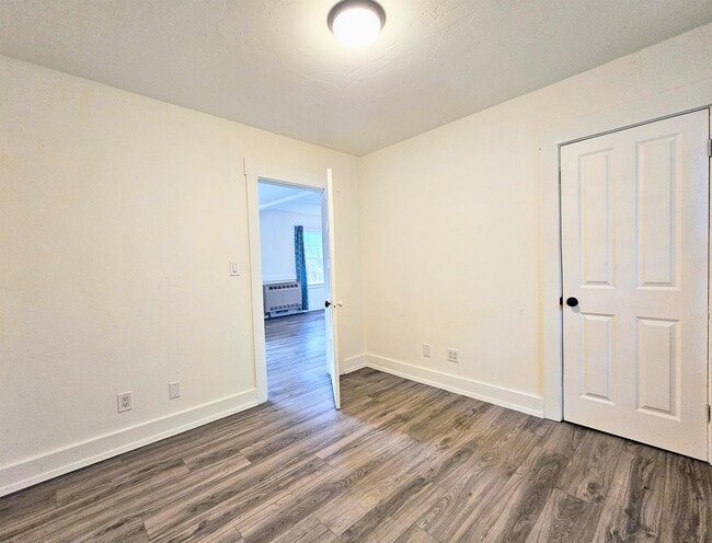 Building Photo - 508 Binghampton St