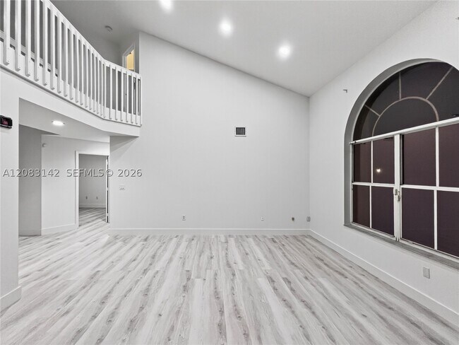 Building Photo - 3215 N 36th Ave