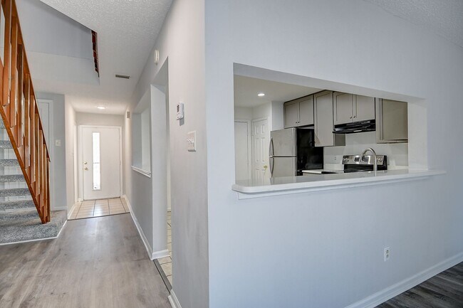 Building Photo - FOR RENT - KEMPSVILLE AREA, VIRGINIA BEACH!