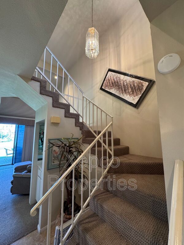 Building Photo - 38297 Crocus Ln