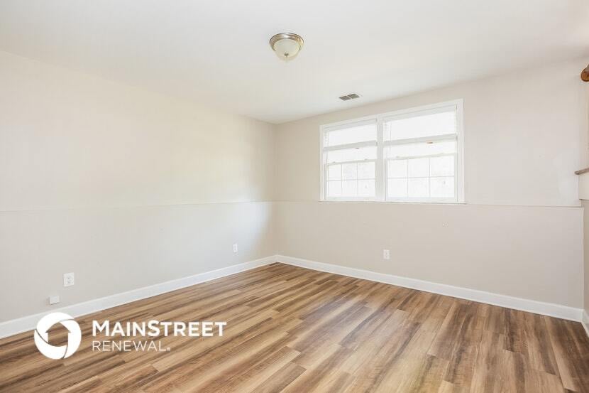 Building Photo - 2208 S Ashford Ct