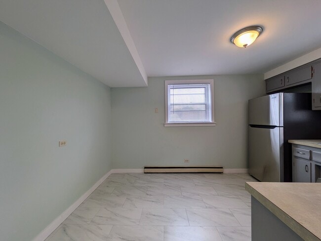 Building Photo - 11840 S Karlov Ave