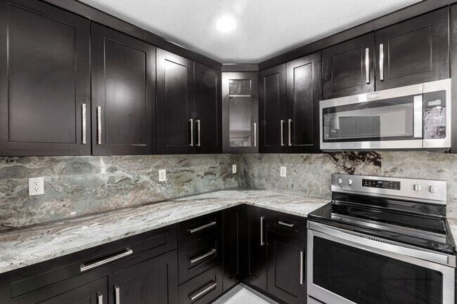 Building Photo - 6384 Adriatic Way