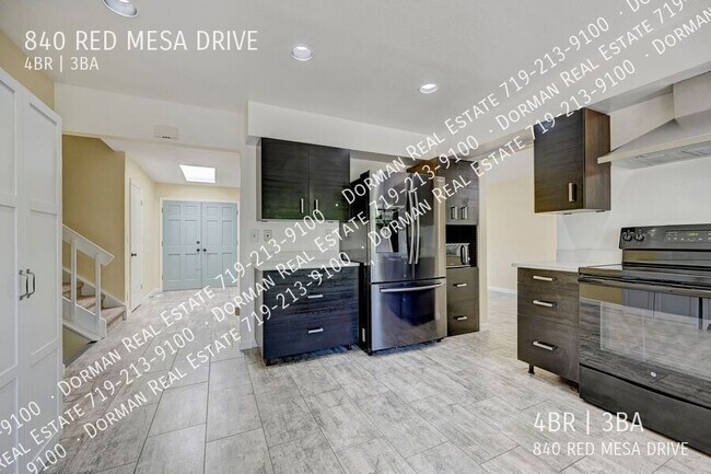 Building Photo - 840 Red Mesa Dr